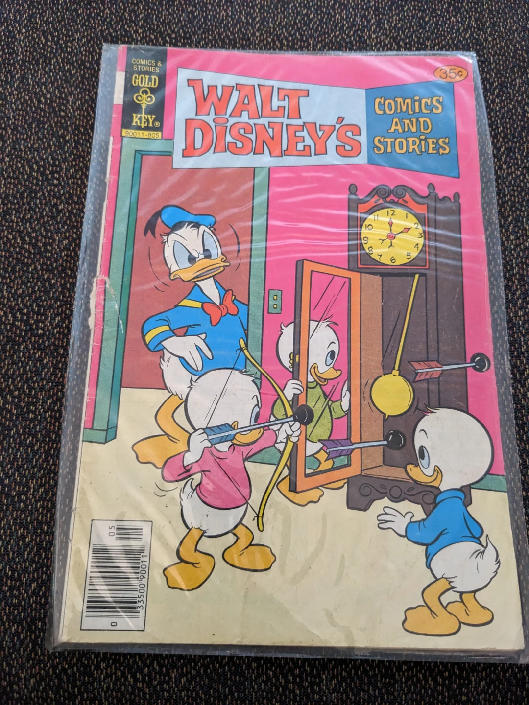 Walt Disney's Comics and Stories #90011-805