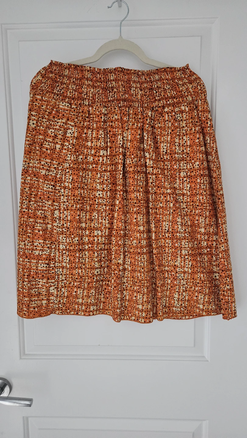 Orange Patterned A-Line Skirt ⚽