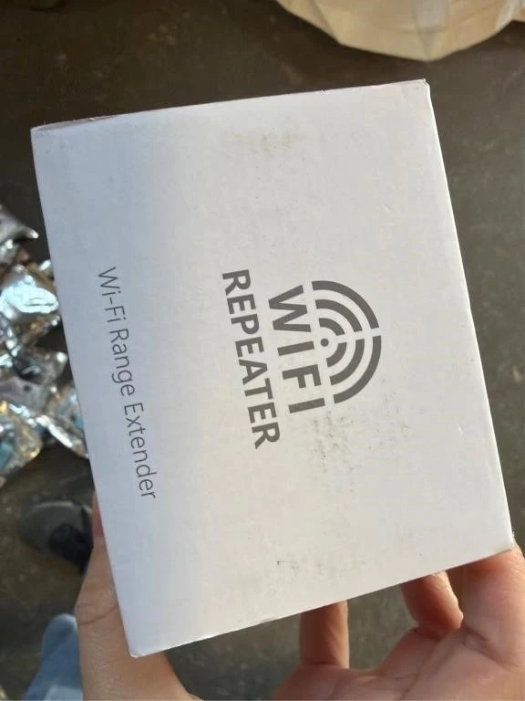 Powerful WiFi Extender / Repeater - photo 3