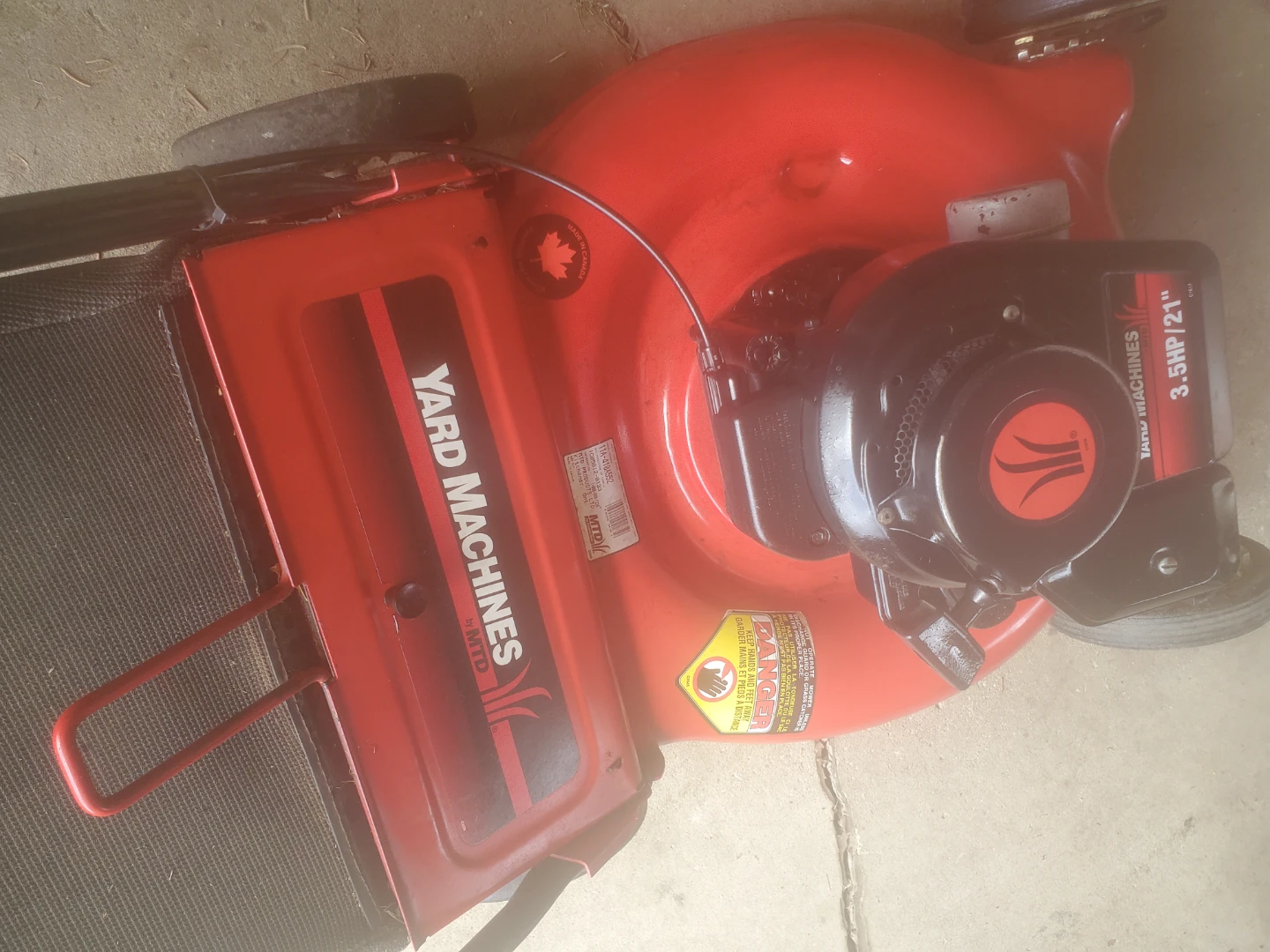 Yard Machines 3.5HP 21" Lawnmower - photo 3