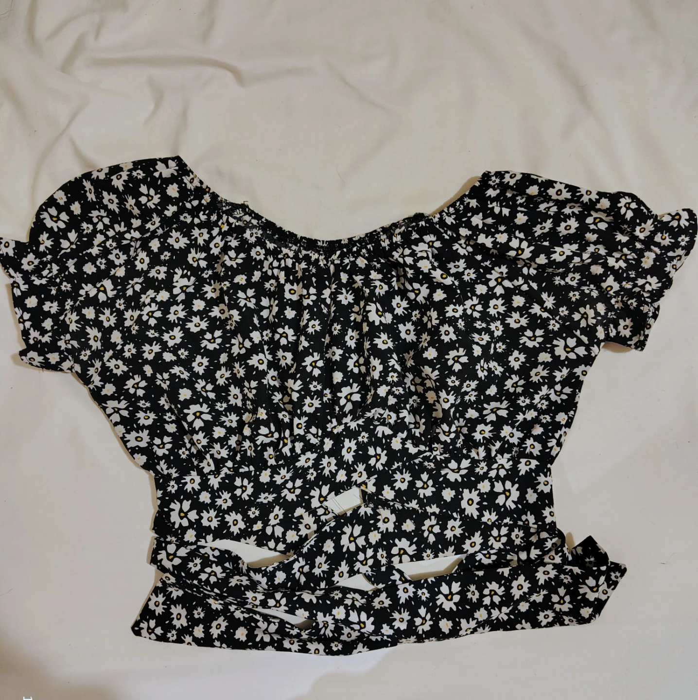 Women's Floral Crop Tops - photo 3