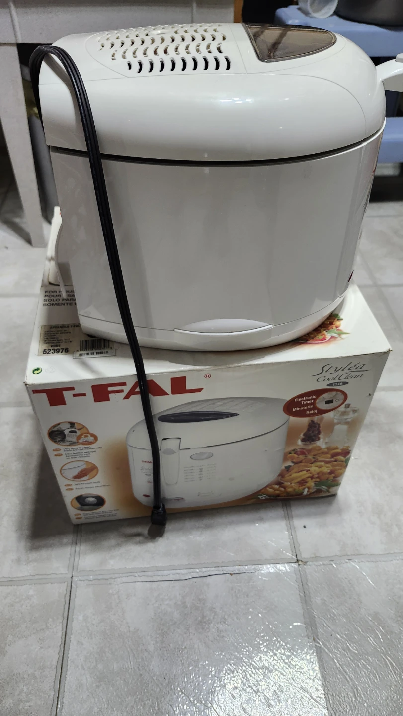 T-fal Styléa Cool Clean Deep Fryer 1250