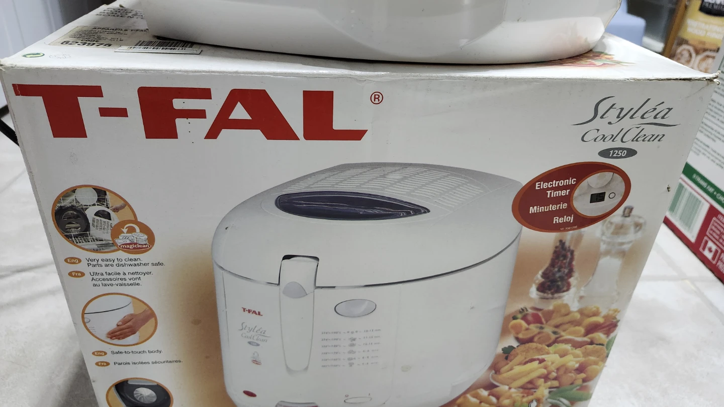 T-fal Styléa Cool Clean Deep Fryer 1250 - photo 5