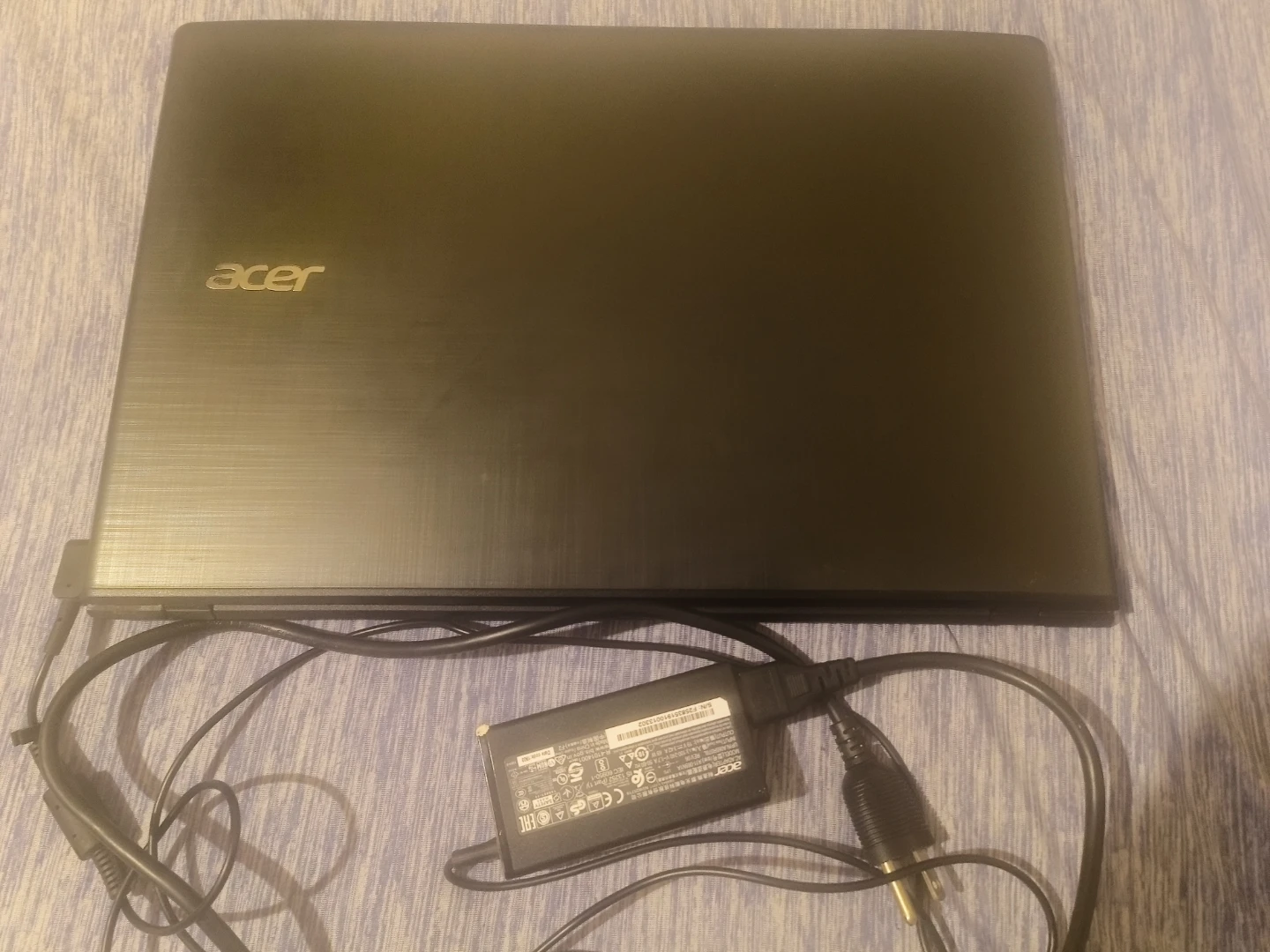 Acer Aspire E5-575-33BM Laptop with Power Adapter - photo 4
