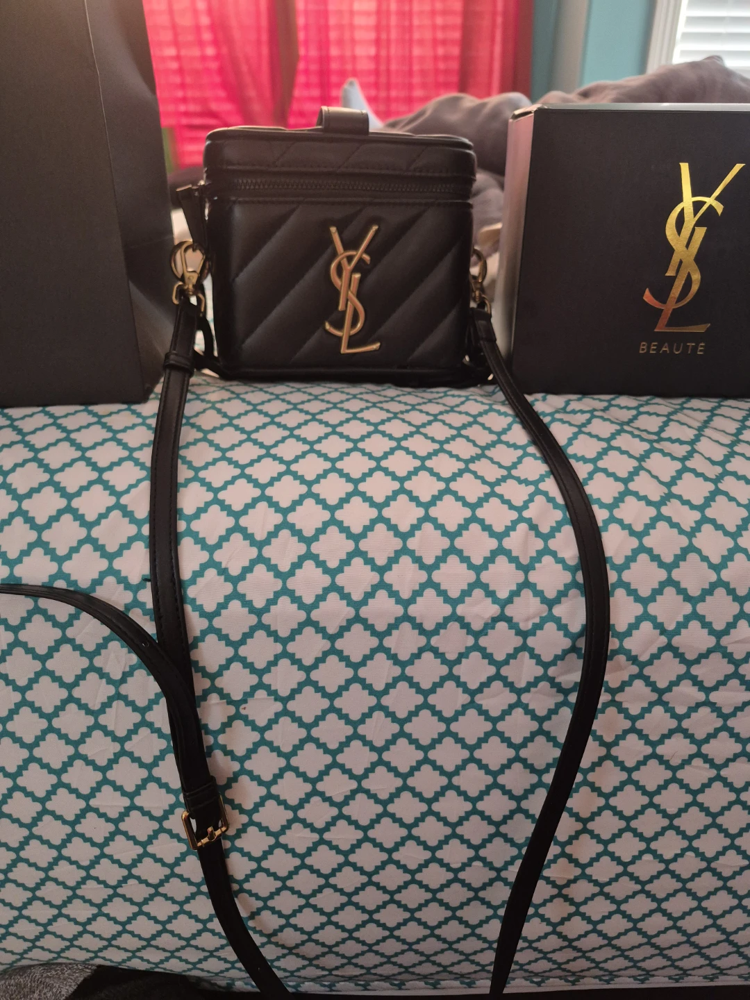 Authentic Saint Laurent Black Quilted Leather Vanity Case⚽ - photo 4