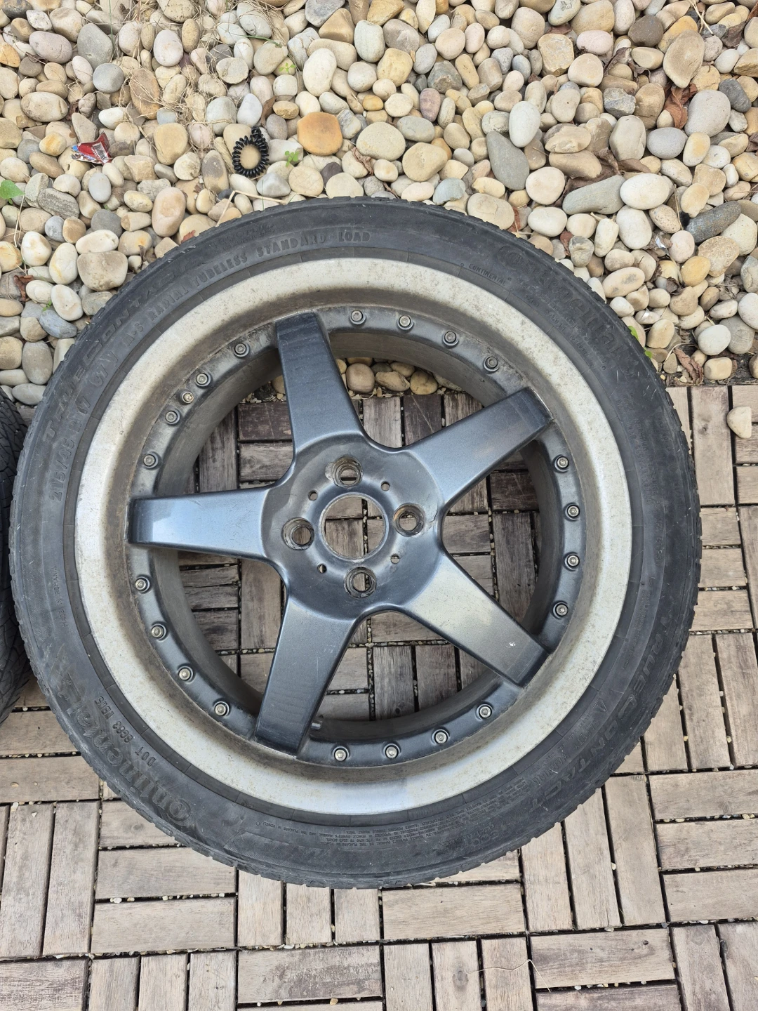 17 inch alloy wheels with tires