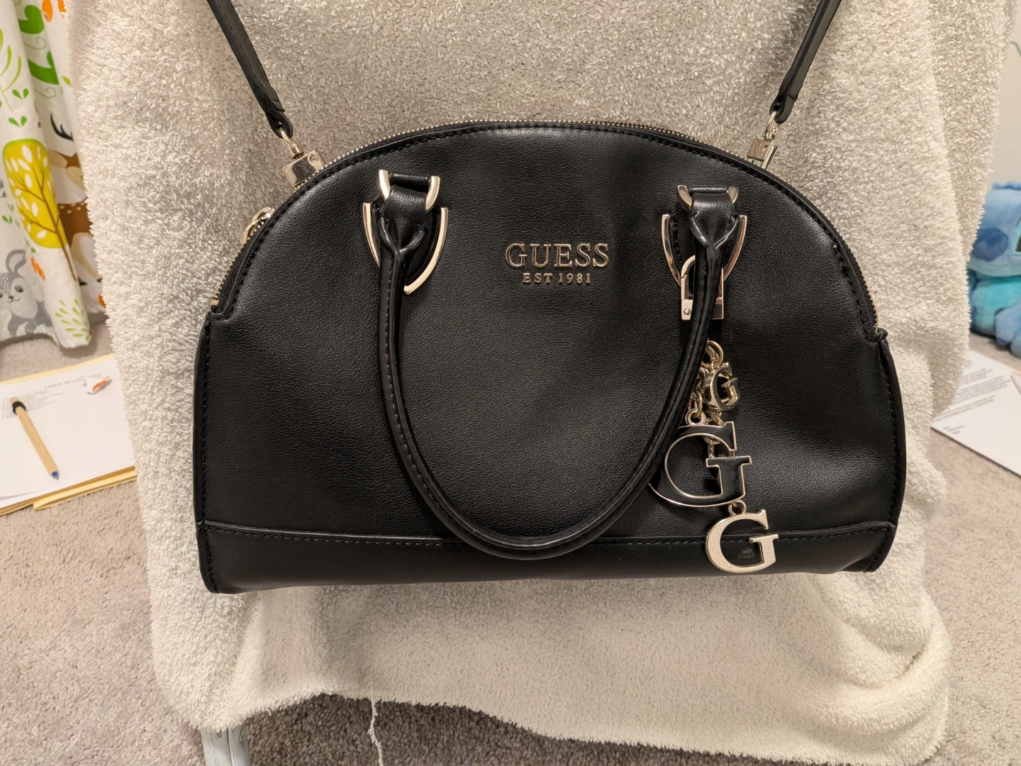 GUESS Black Satchel Handbag - photo 2