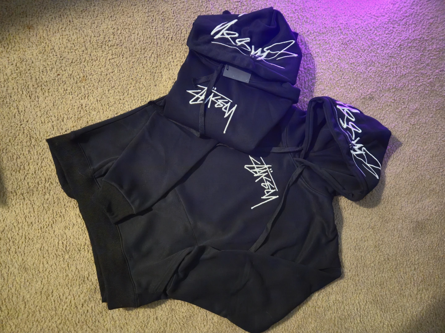 Stüssy Black Hoodie - Size M