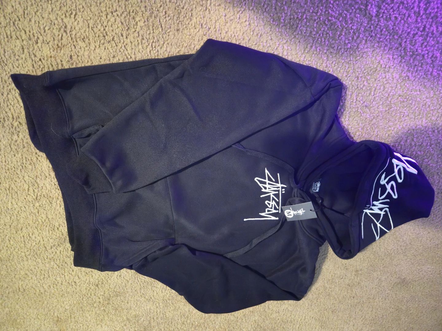 Stüssy Black Hoodie - Size M - photo 5