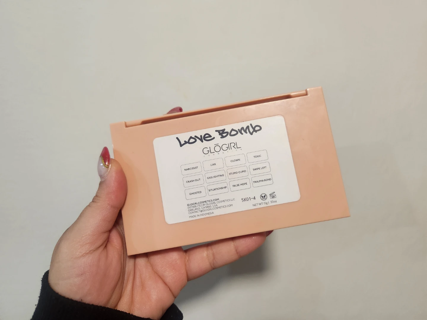 Love Bomb Eyeshadow Palette by GloGirl Cosmetics — Brand new - photo 2