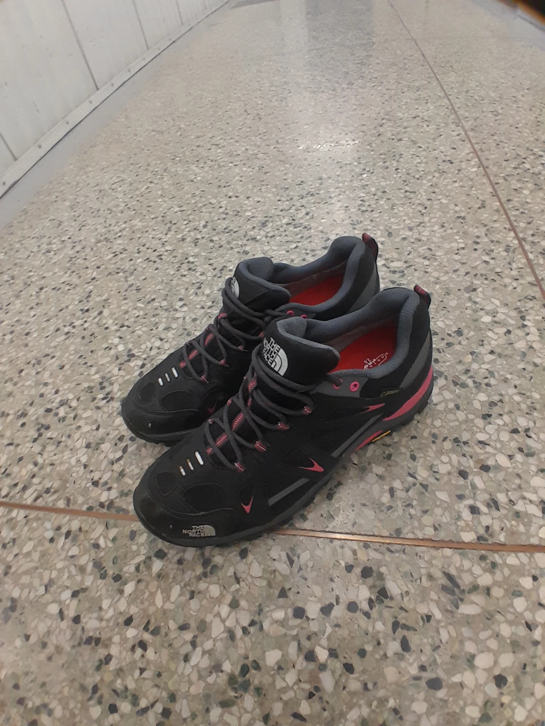 The North Face Hiking Boots Women's Size 10 - photo 4