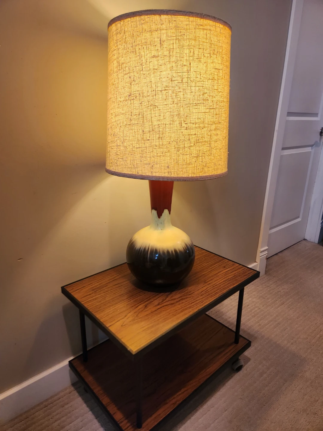 MID CENTURY Ceramic LAVA DRIP LAMP with original Shade - photo 2