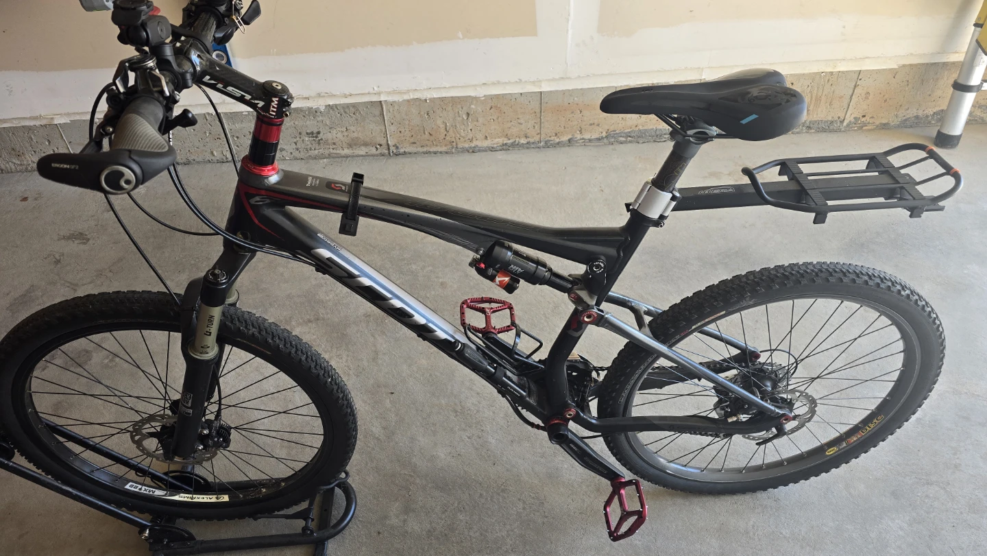 Scott Spark 60 mountain bike