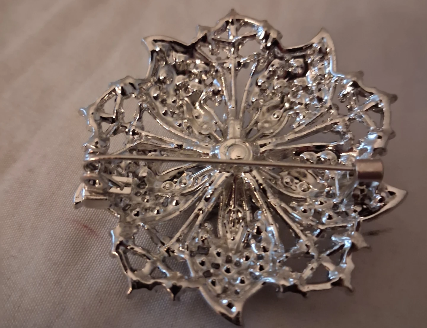 Rhinestone Flower Brooch - photo 2