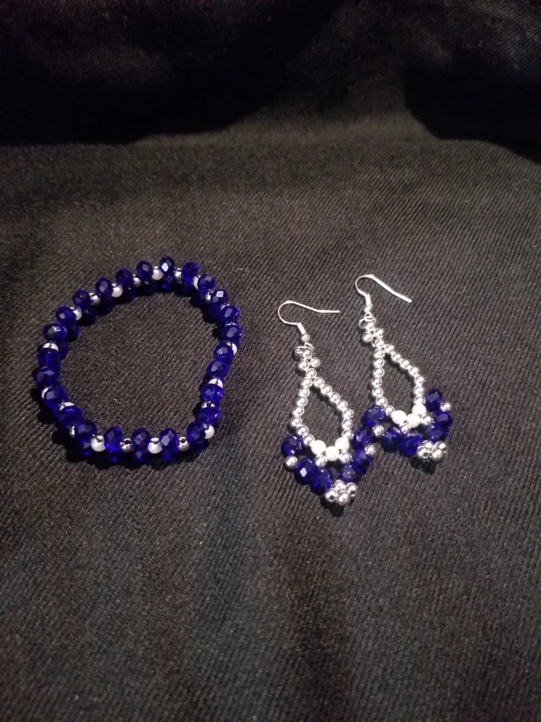 Blue Beaded Bracelet and Earring Set - photo 2