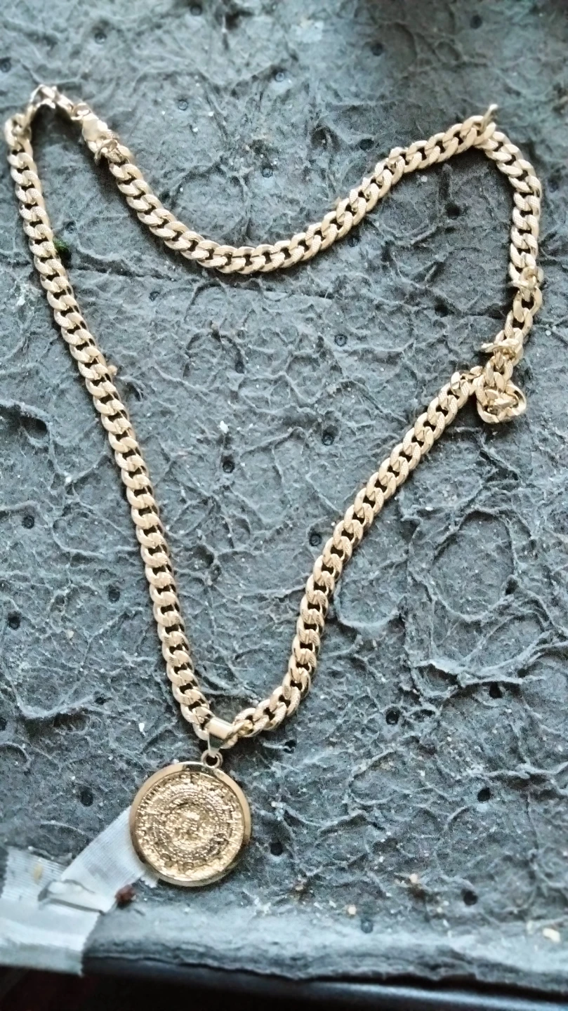 Gold Tone Chain Necklace with Pendant