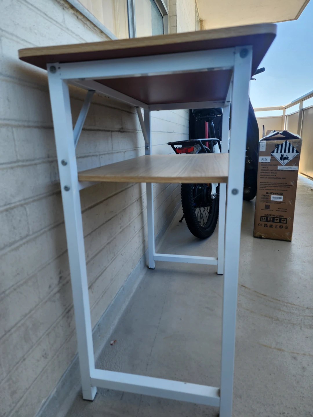 Compact desk with shelf - photo 2