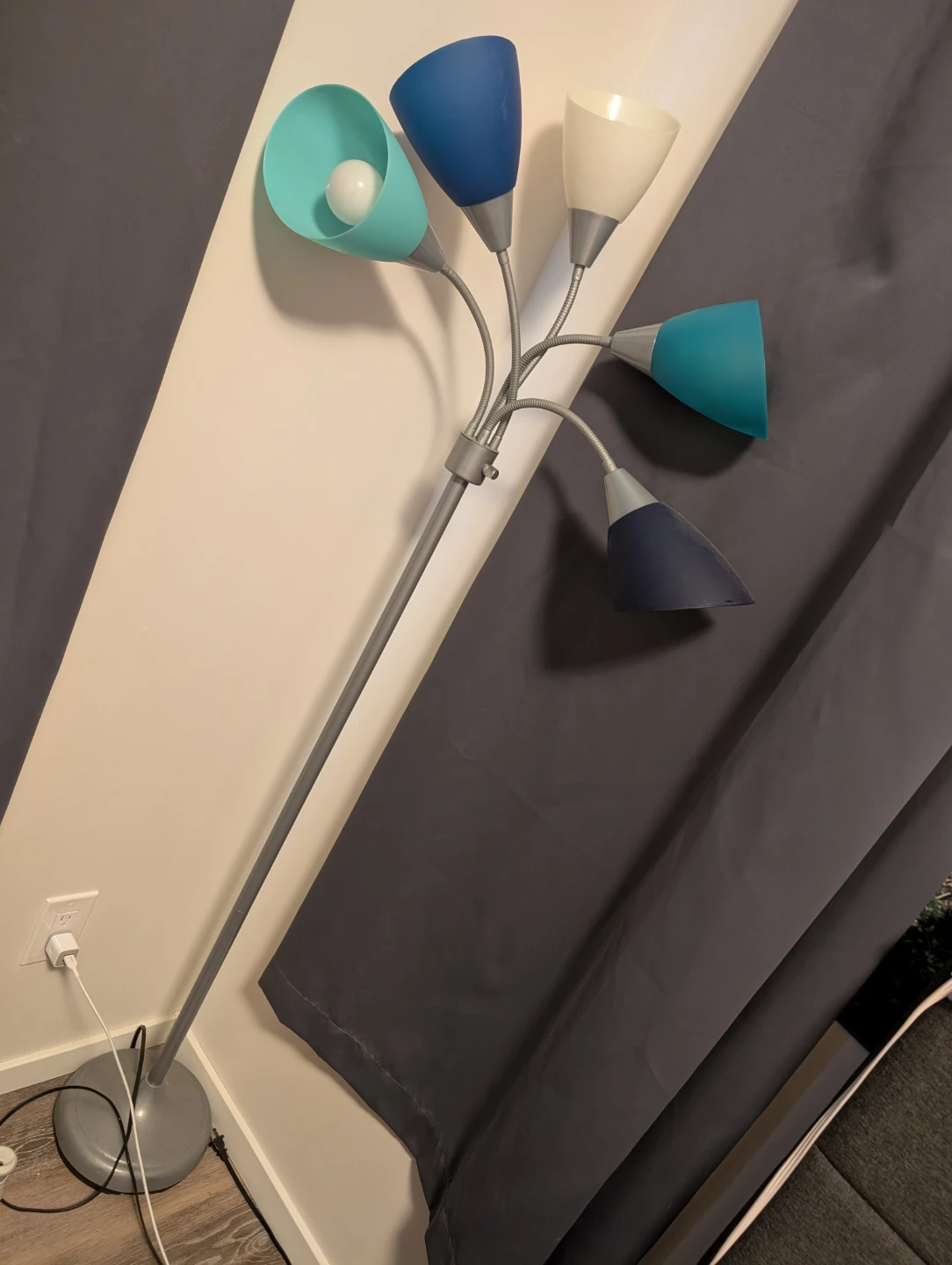 Flood lamp - photo 2