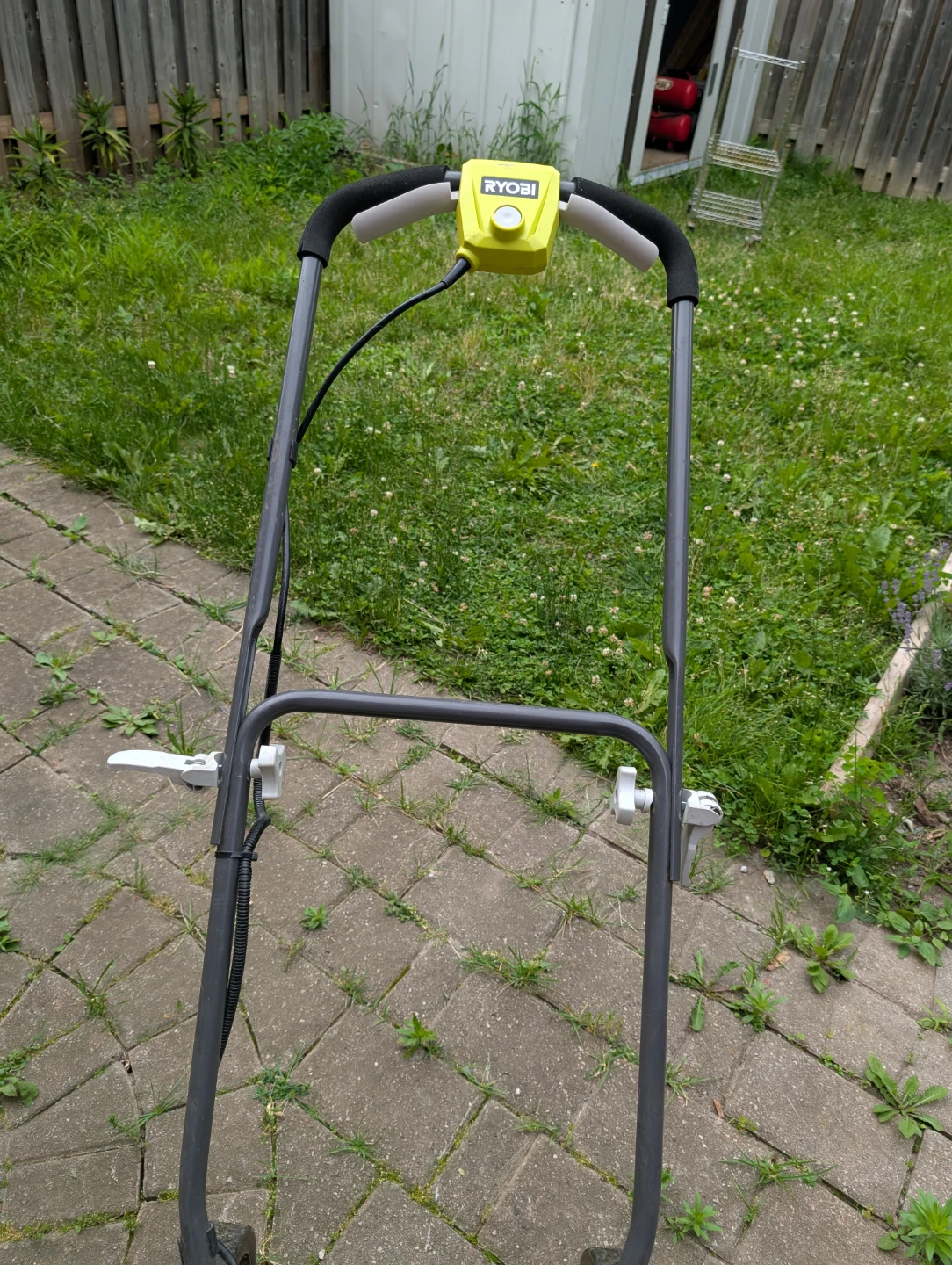 Ryobi 18V Lithium Lawn Mower No Battery & Charger - photo 4