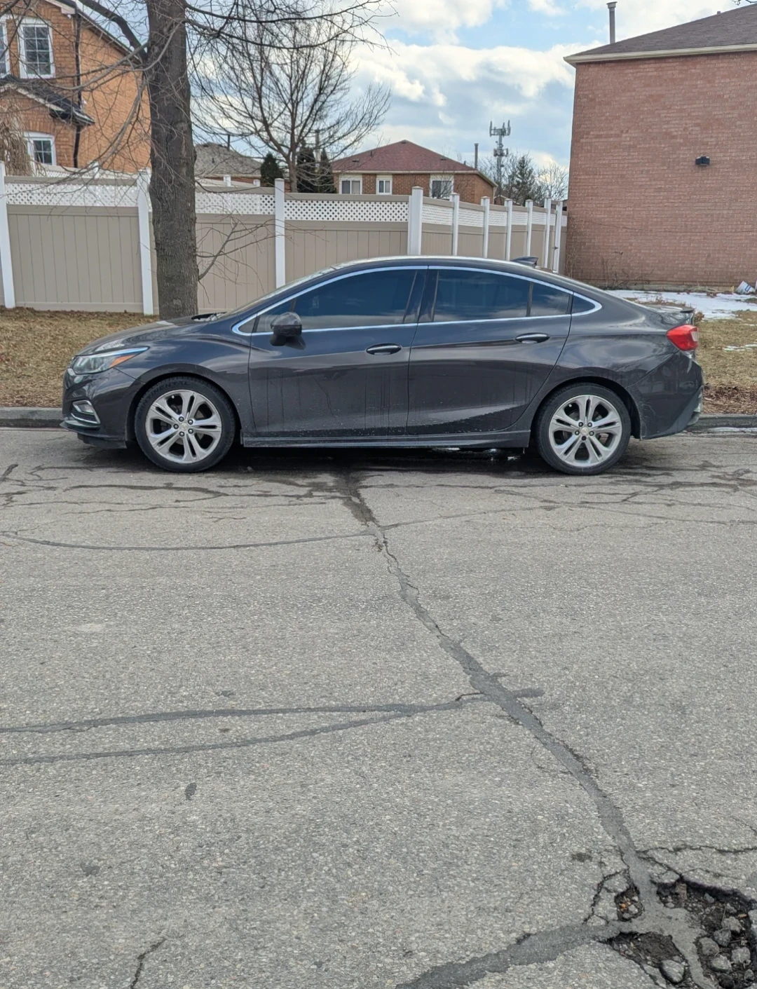 Used Chevrolet Cruze - photo 4