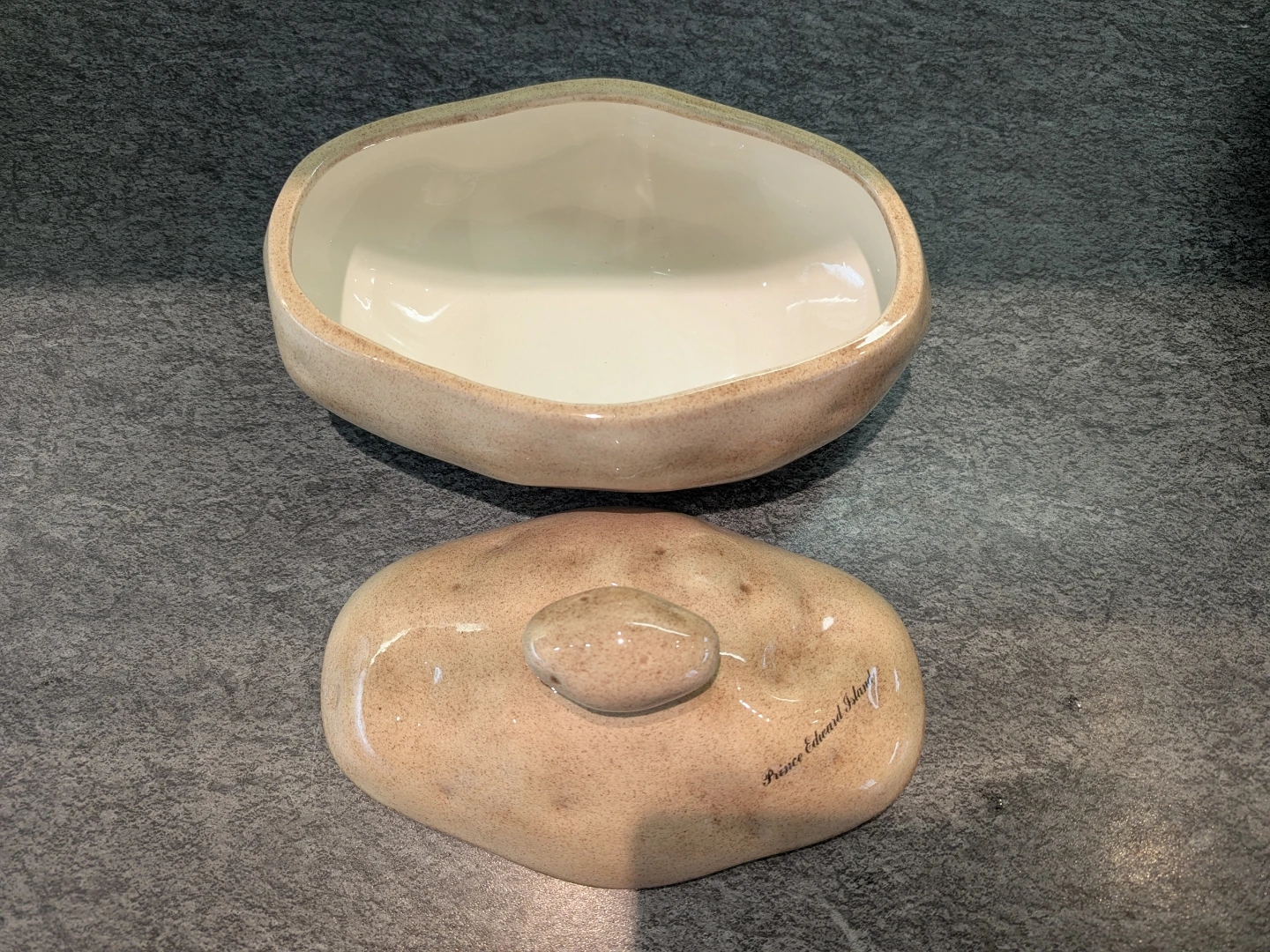 PEI Potato Ceramic Dish with Lid - photo 2