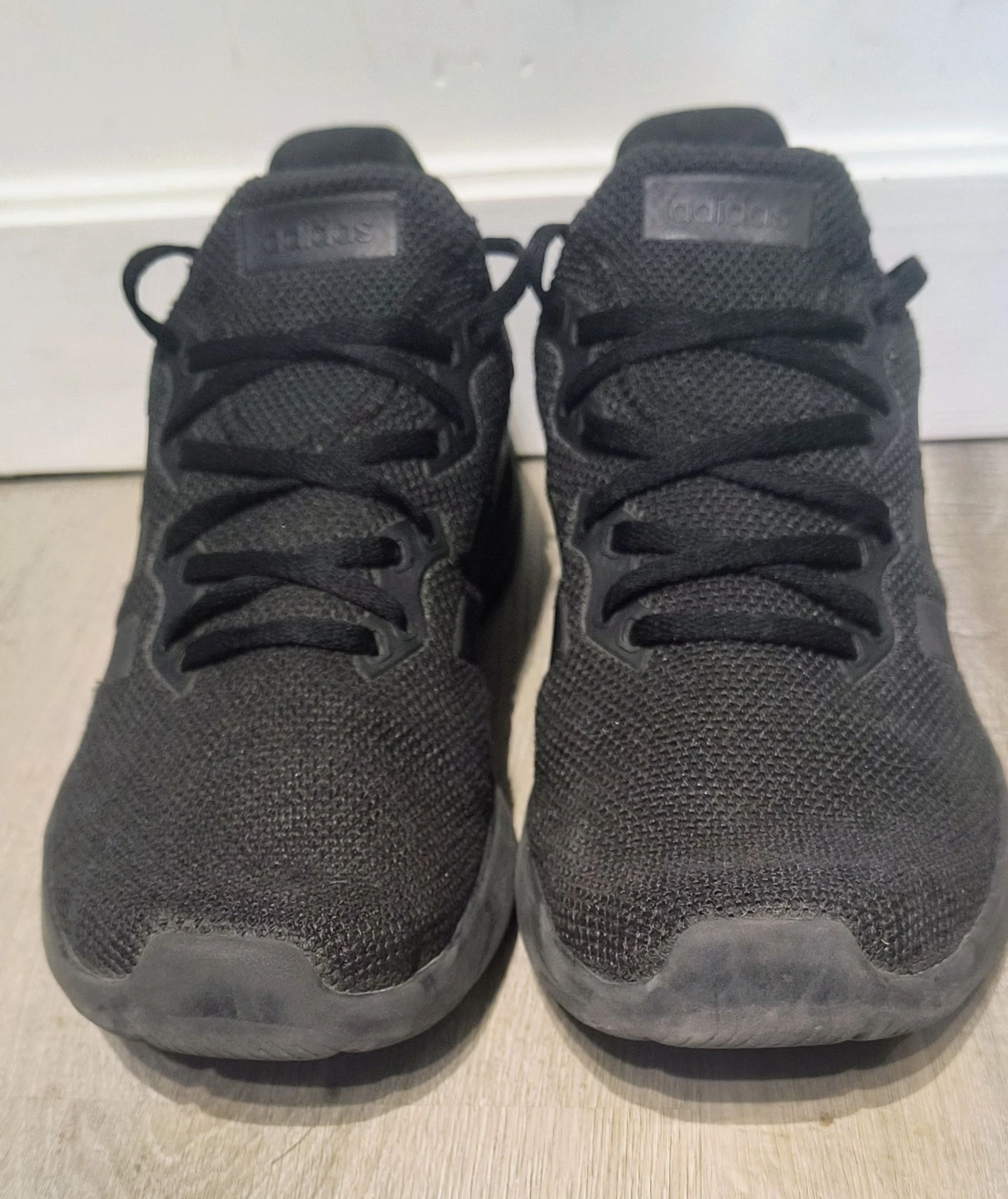 Adidas Men's Black Running Shoes Size 10 - photo 4