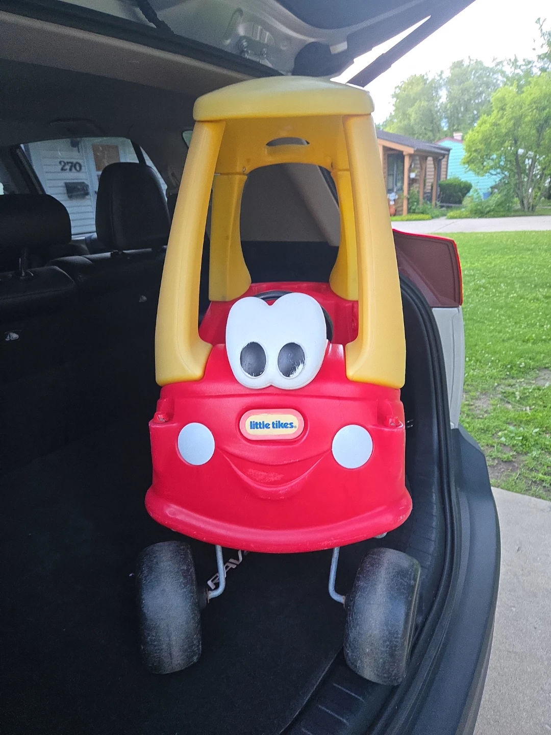 Little Tikes Cozy Coupe Ride-On Car