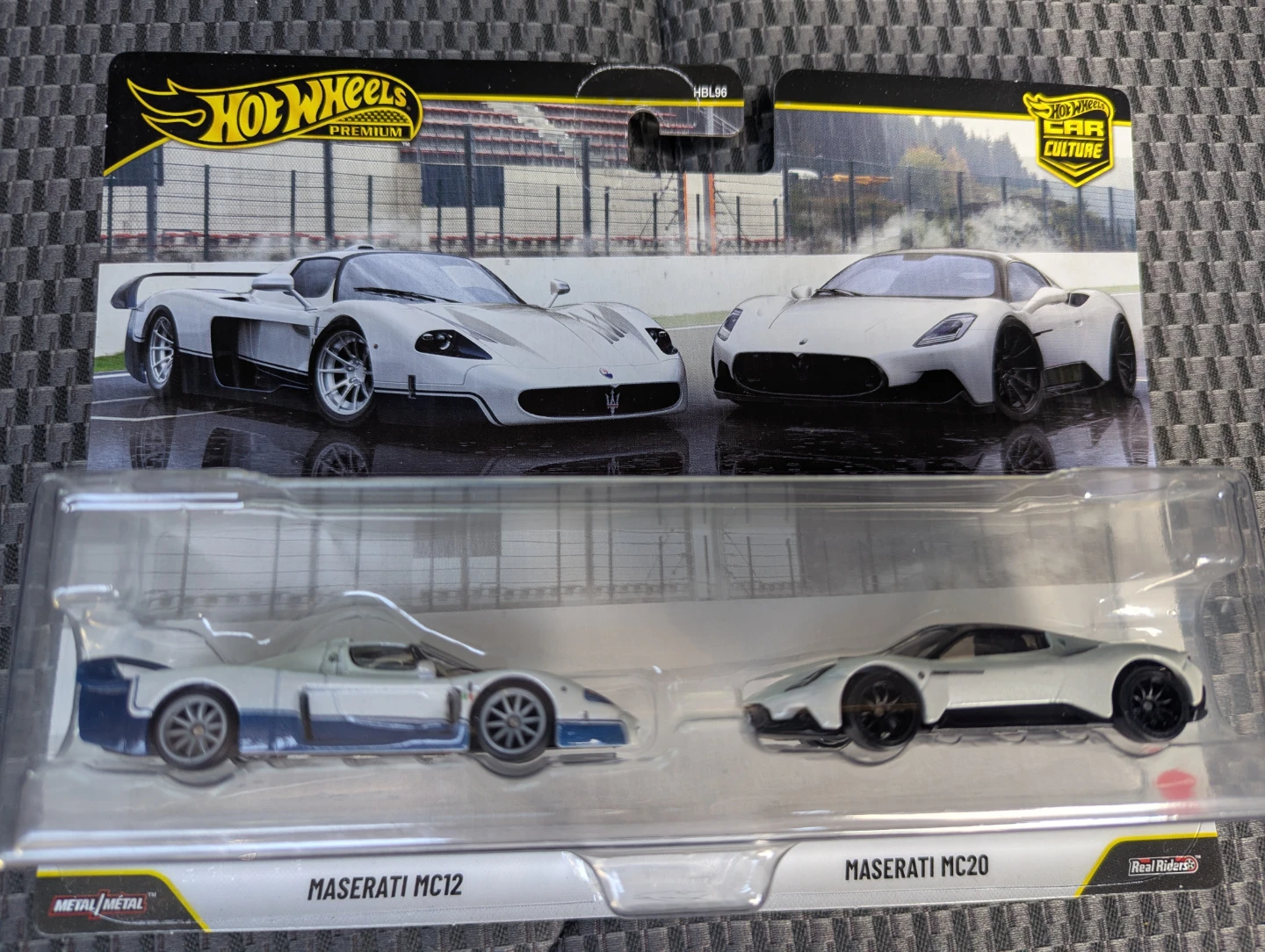 Hot Wheels Premium Car Culture Maserati MC12 MC20
