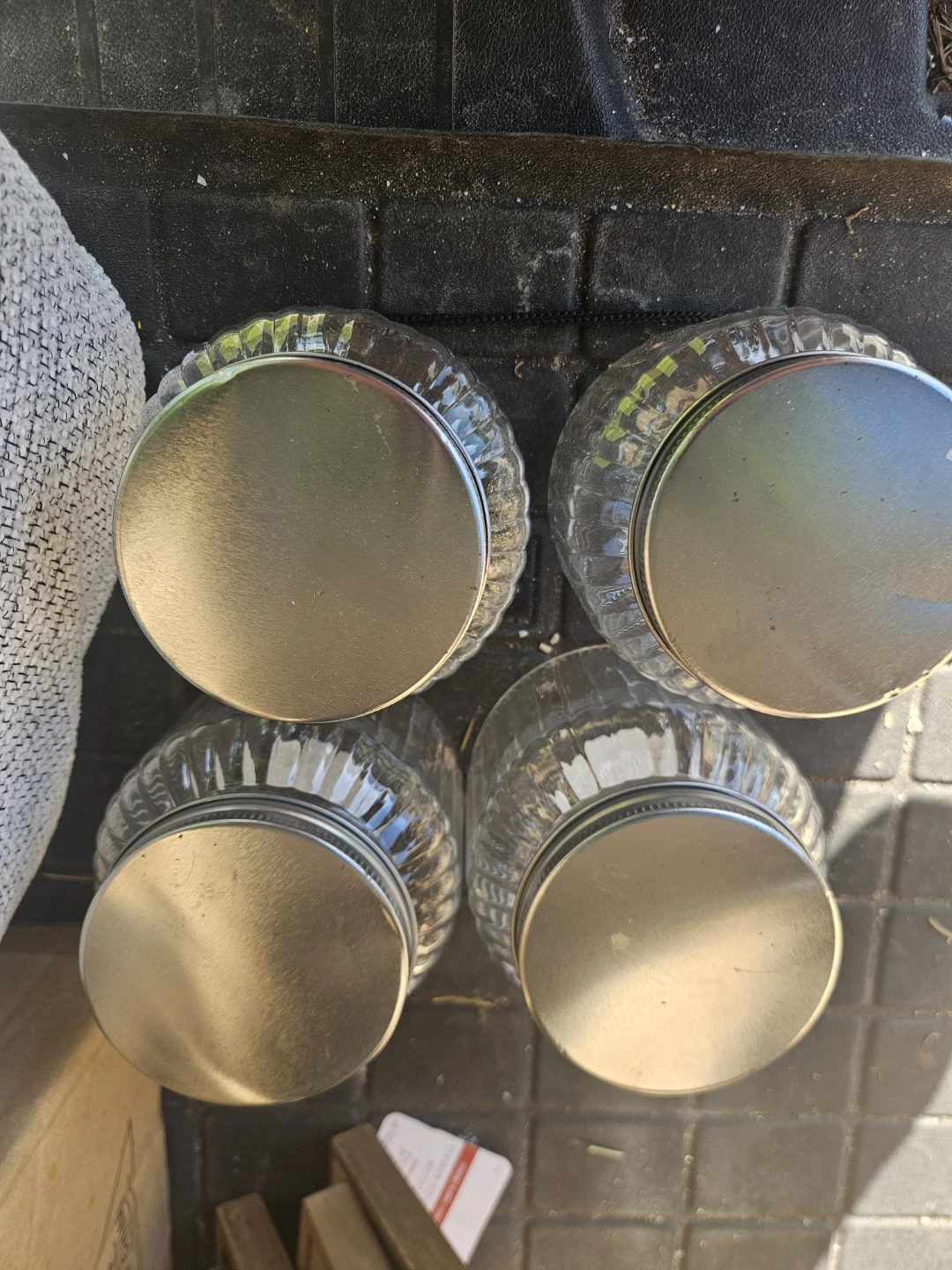 Set of 4 Glass Jars with Lids - photo 2