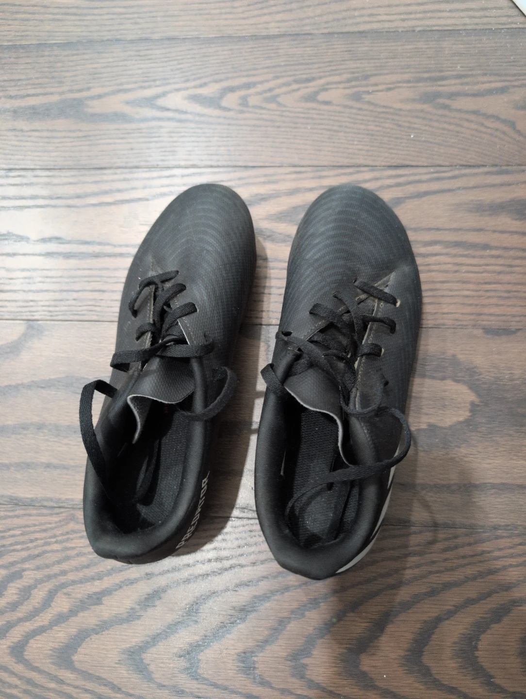 Adidas Predator Soccer Cleats 4 1/2 (4.5) - photo 2