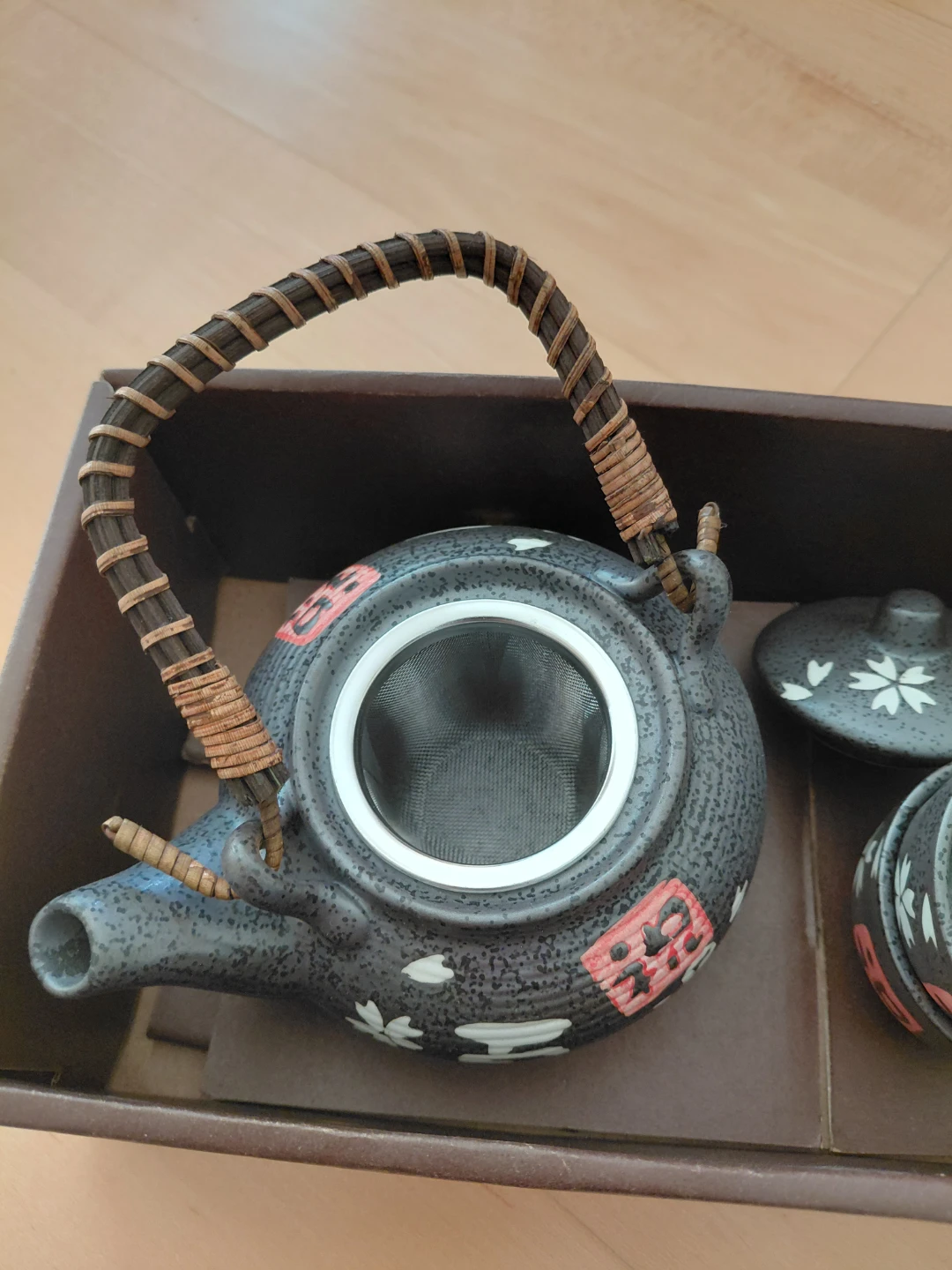 Japanese Tea Set with Teapot and Cups - photo 2