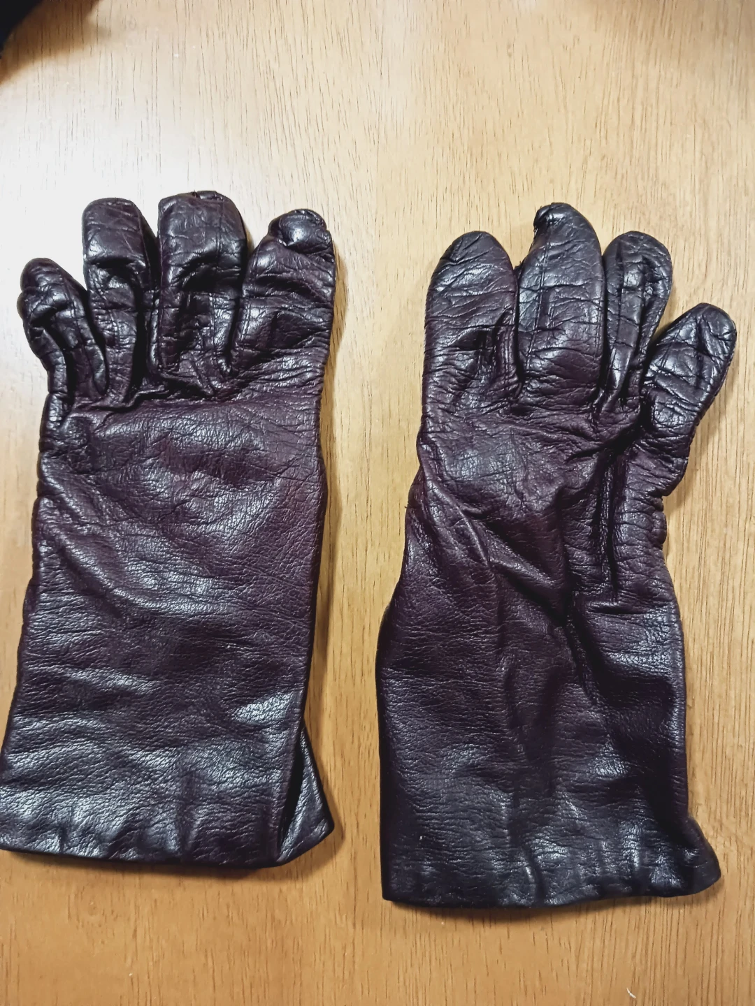 ⚽  Genuine Leather Gloves with Cashmere Lining