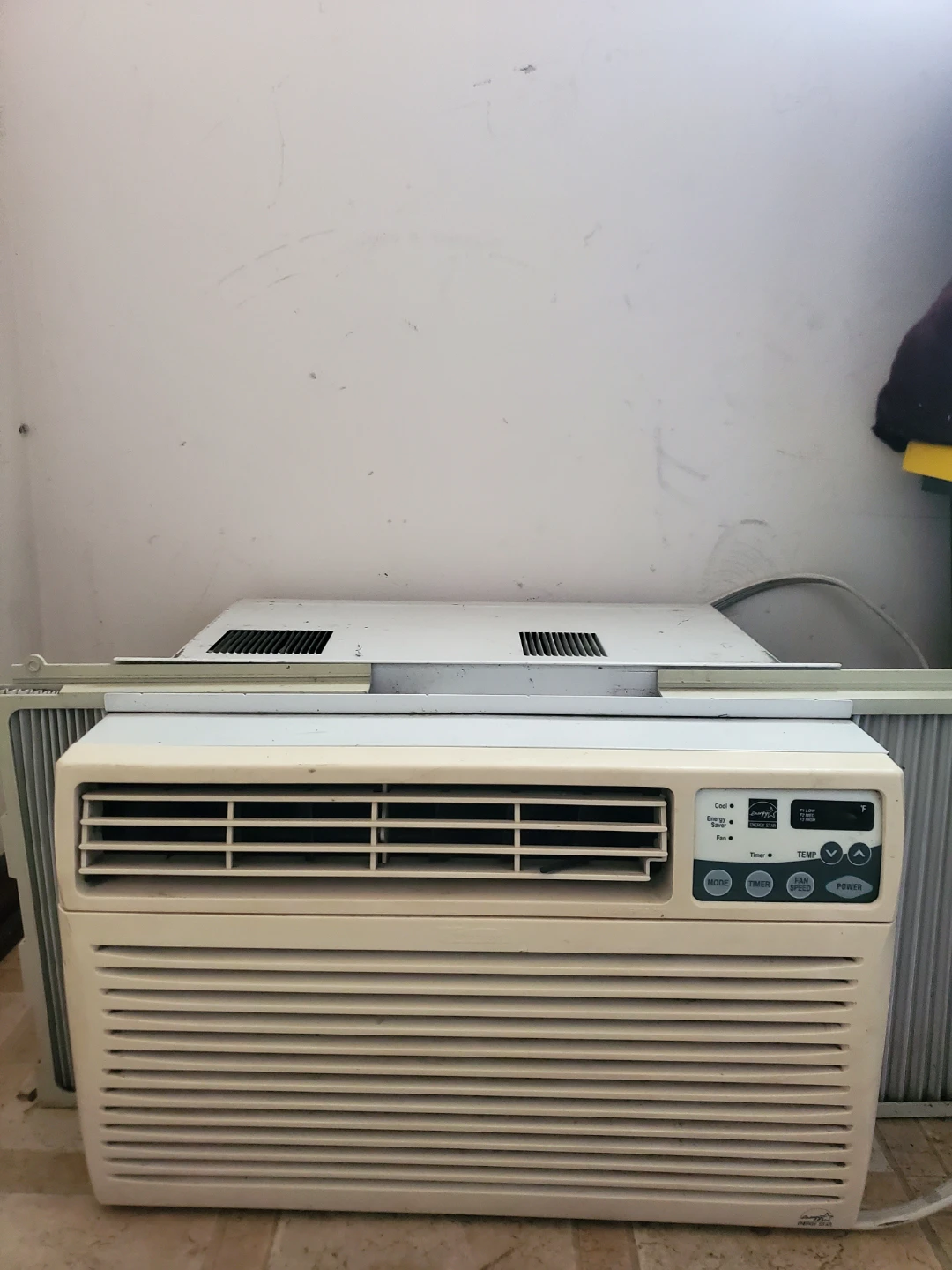 2 ac units 8.000 btu