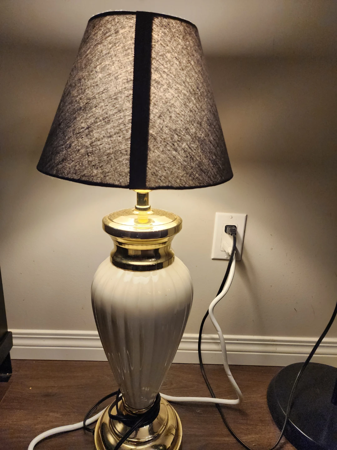Classic Table Lamp
