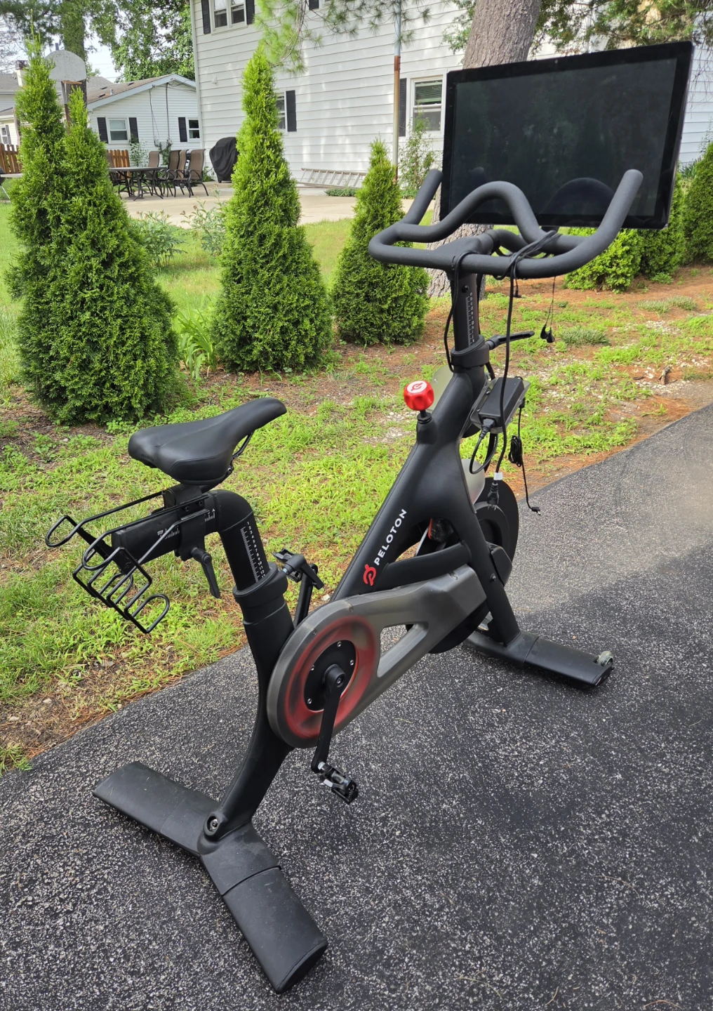 Like New Peloton Bike
