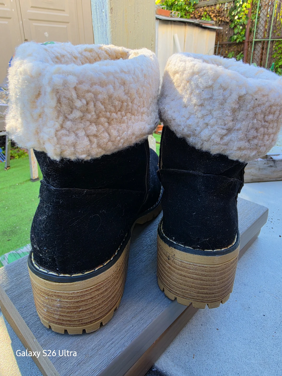 Black Suede Winter Snow Boots Size 10.5 US - photo 5
