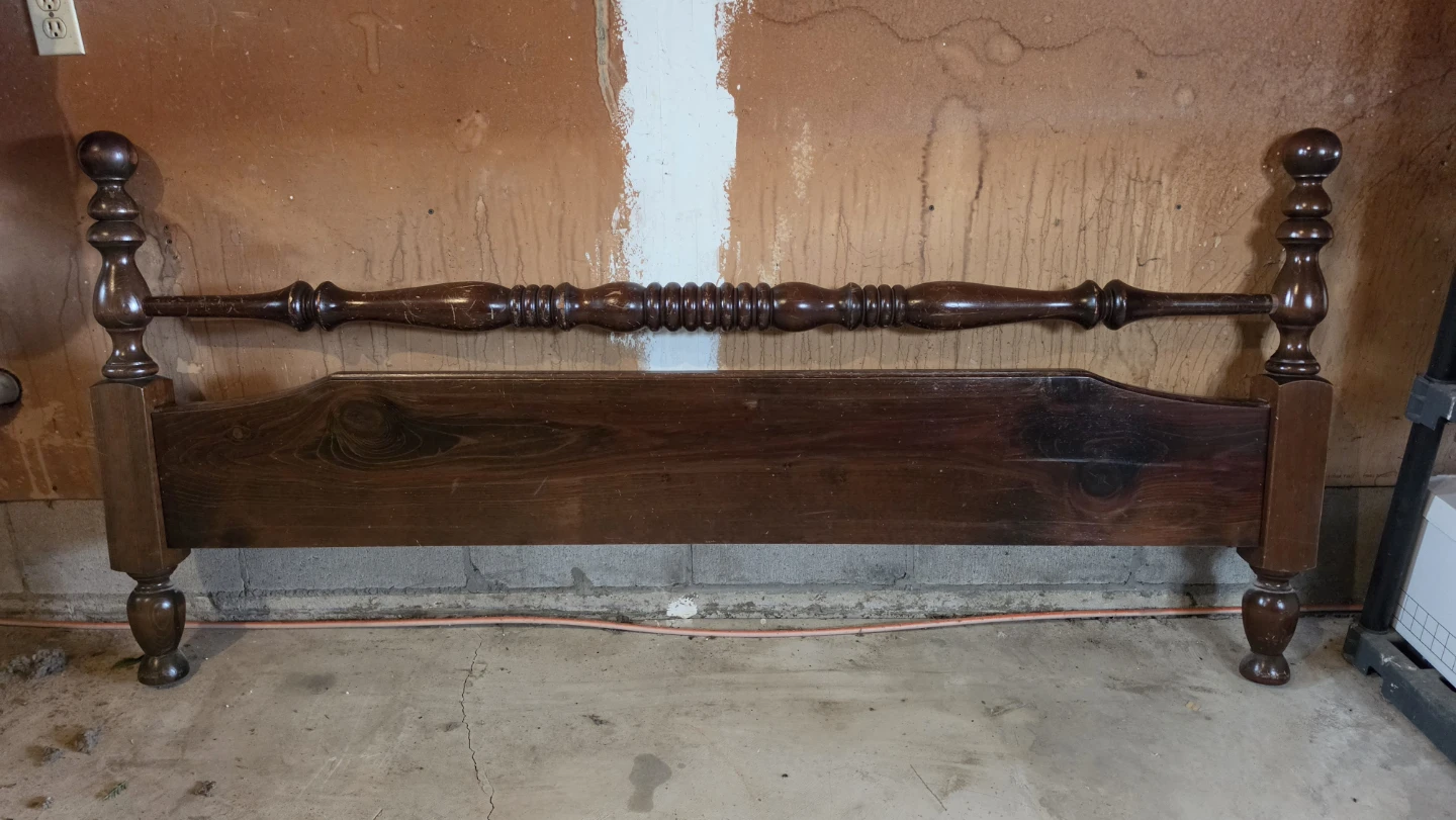Wooden Headboard - photo 2