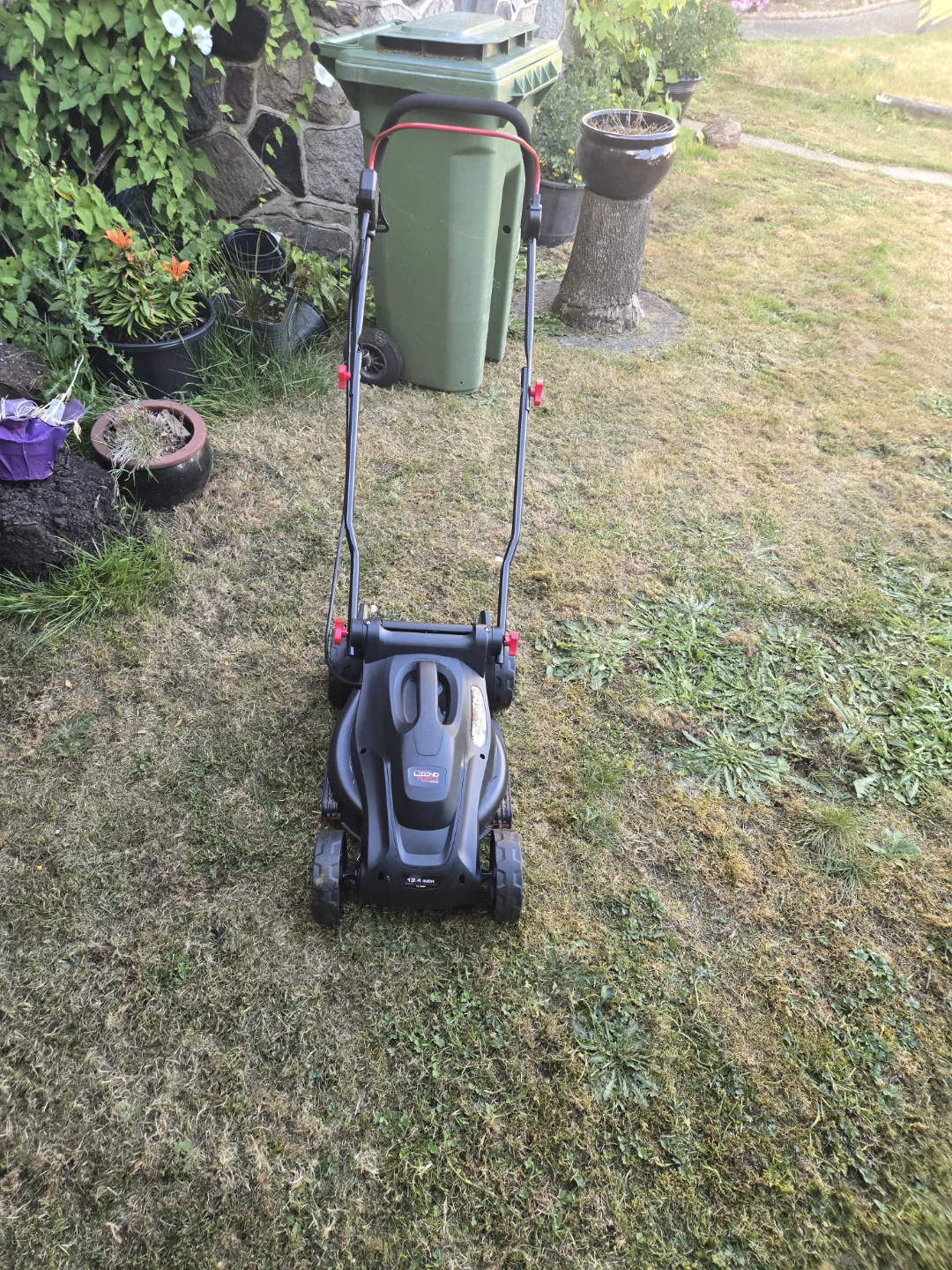 Ryobi Electric Lawnmower - photo 3