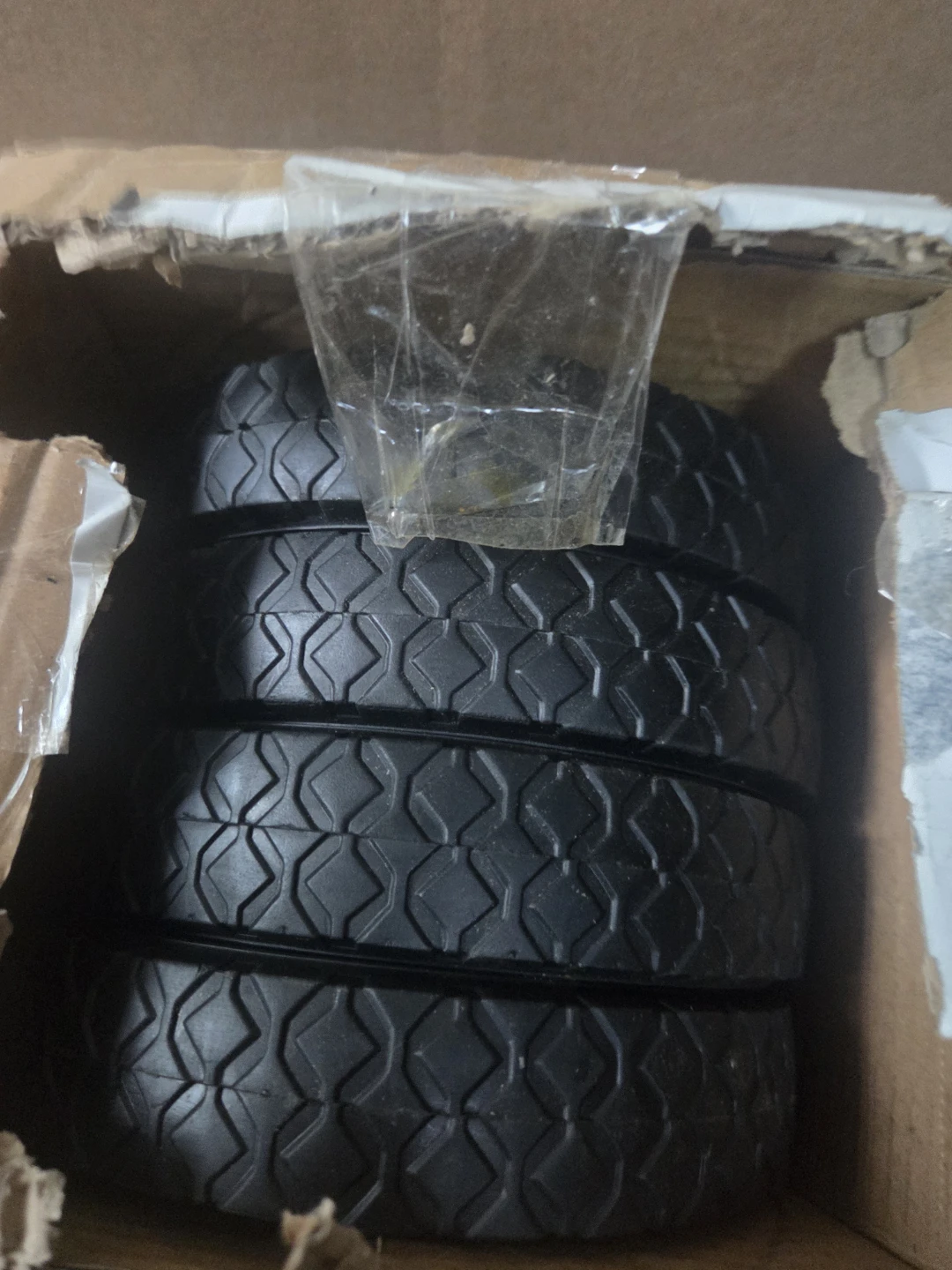 Set of 4 Replacement Wheels - photo 4