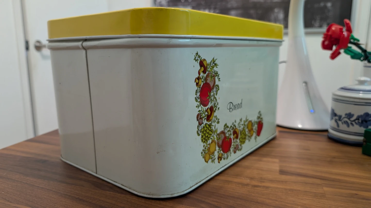 Vintage Bread Box with Fruit Design - photo 2