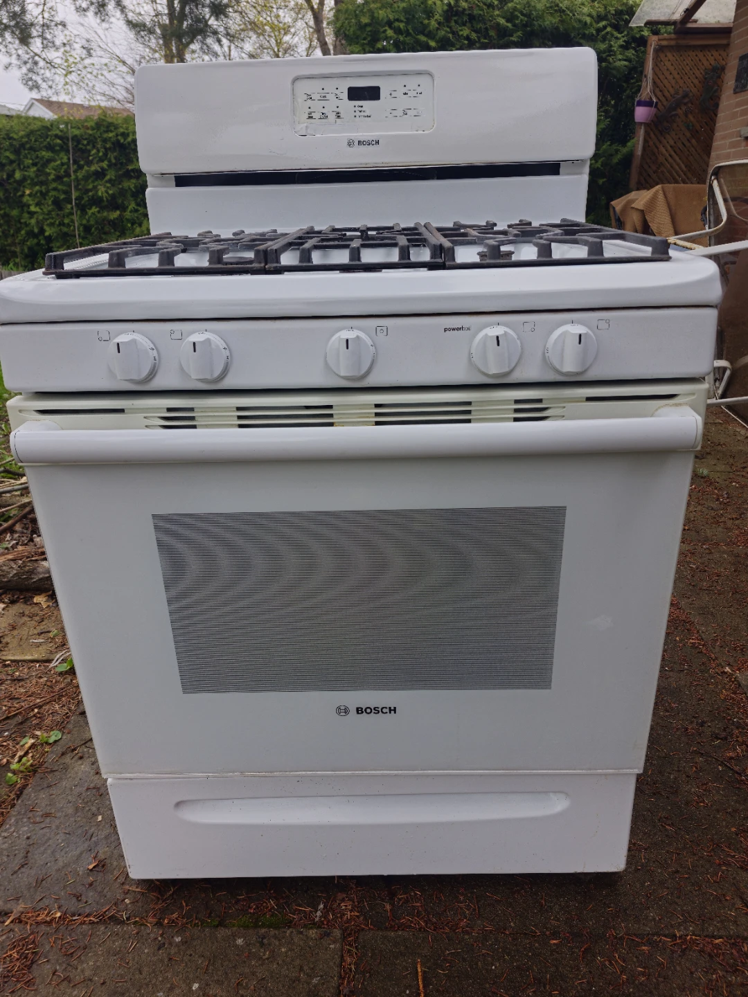 White Bosch Gas Stove Oven