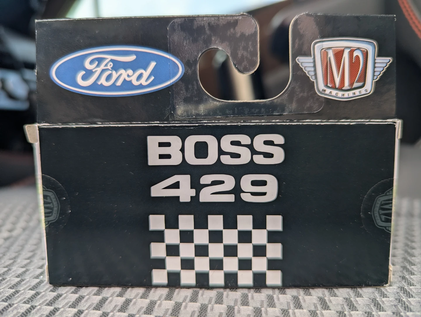 1969 Ford Mustang BOSS 429  M2 Machines R30 - photo 2