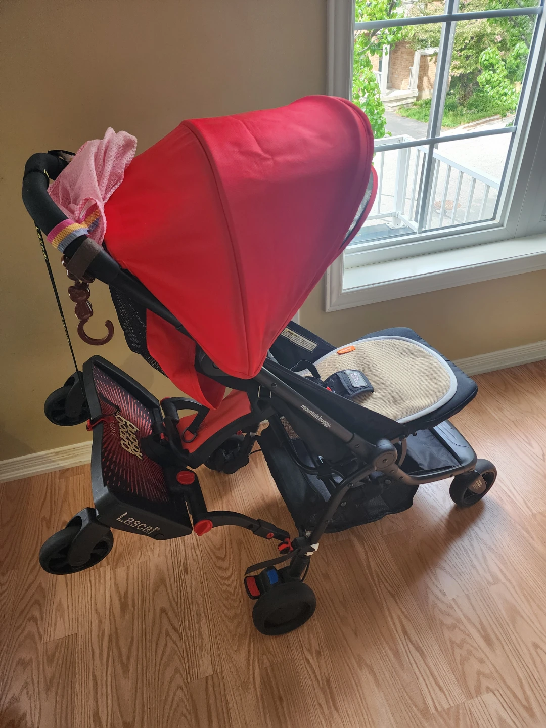 Mountain Buggy Nano Stroller with ride on board & foldaway seat - photo 4