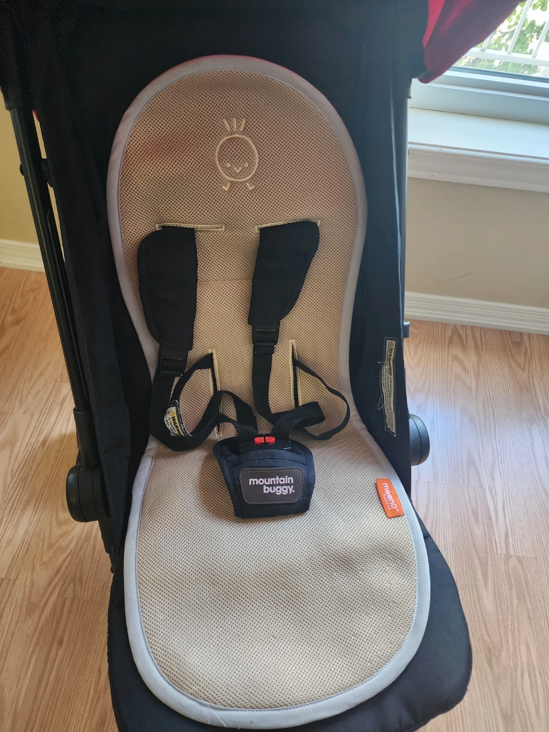 Mountain Buggy Nano Stroller with ride on board & foldaway seat - photo 5