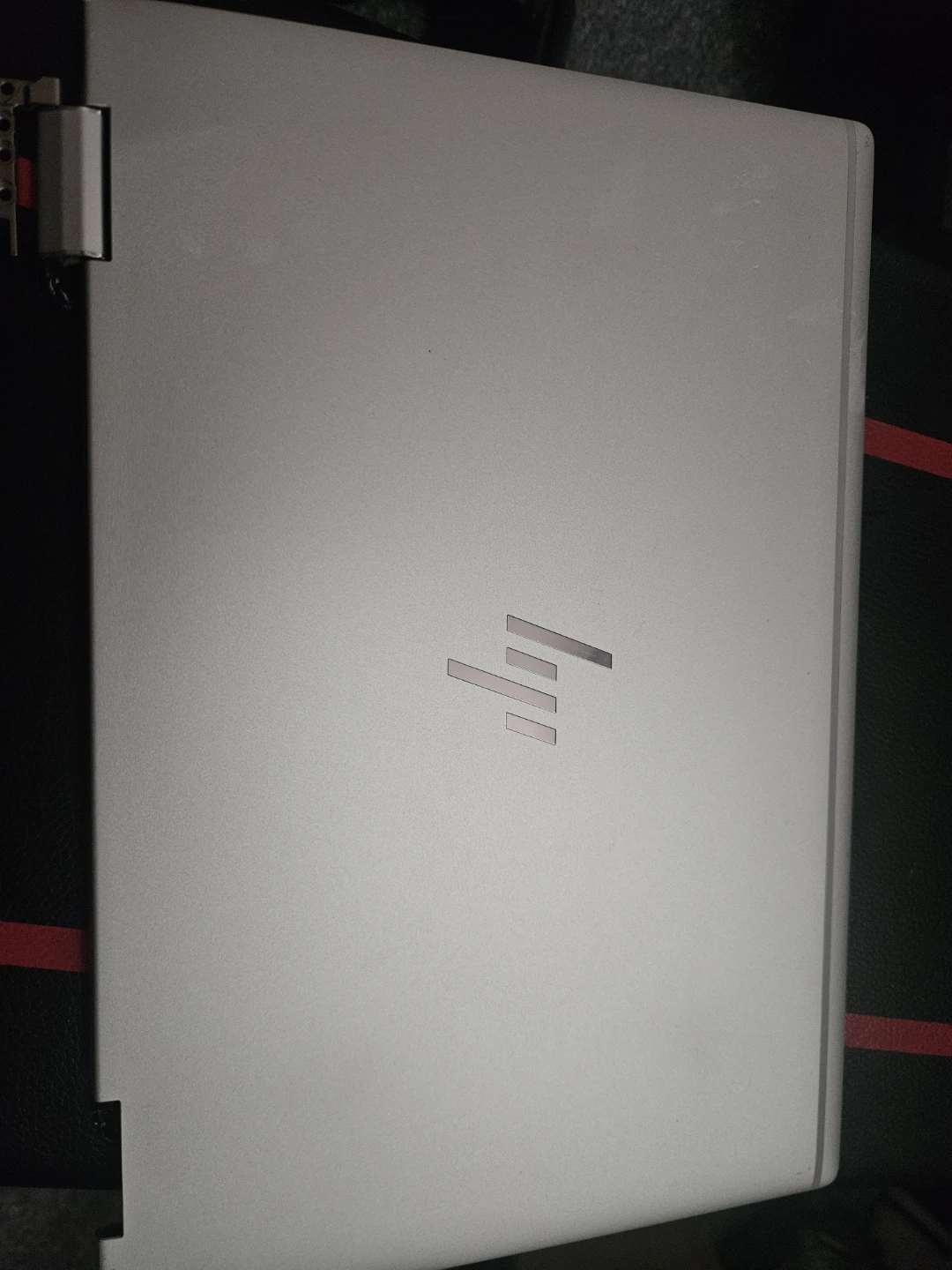 HP 360 touchscreen screen replacement - photo 3