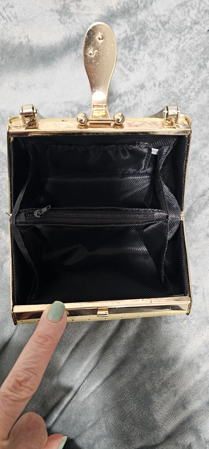 Gold Evening Clutch Purse⚽⚽ almost new - photo 3
