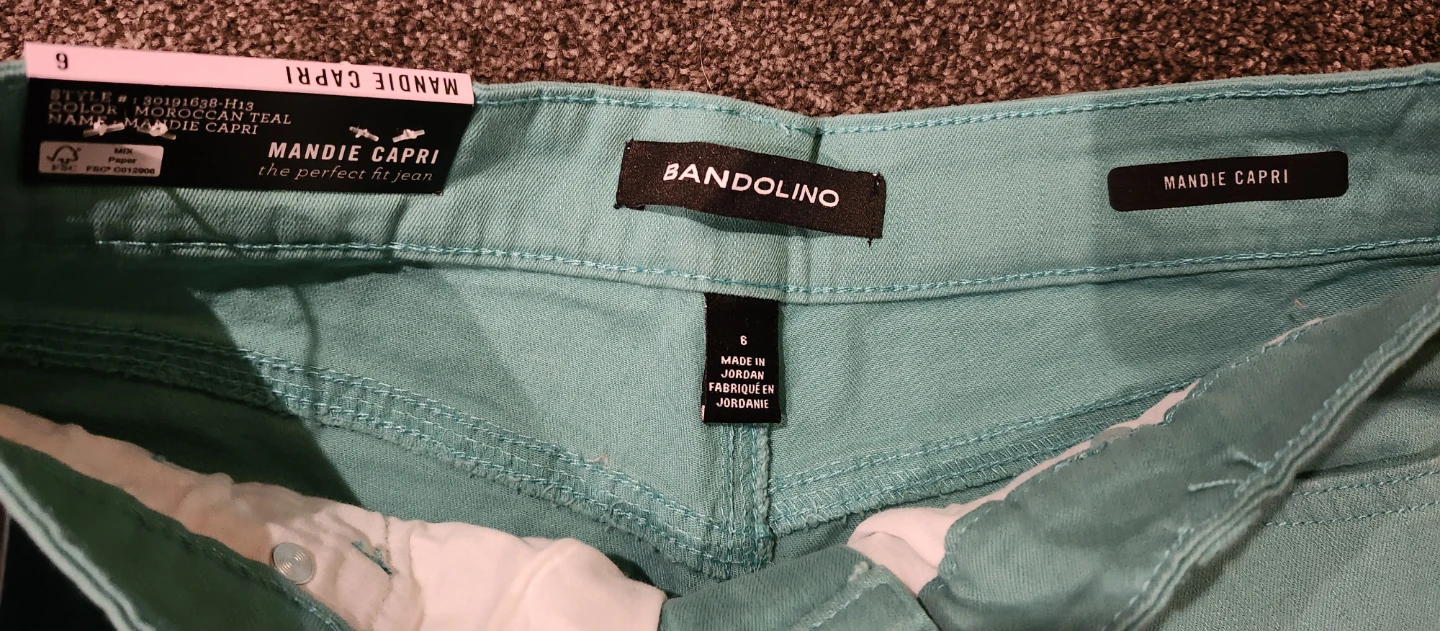 Bandolino Mandie Capri Pants - Moroccan Teal - Size 6 - photo 2