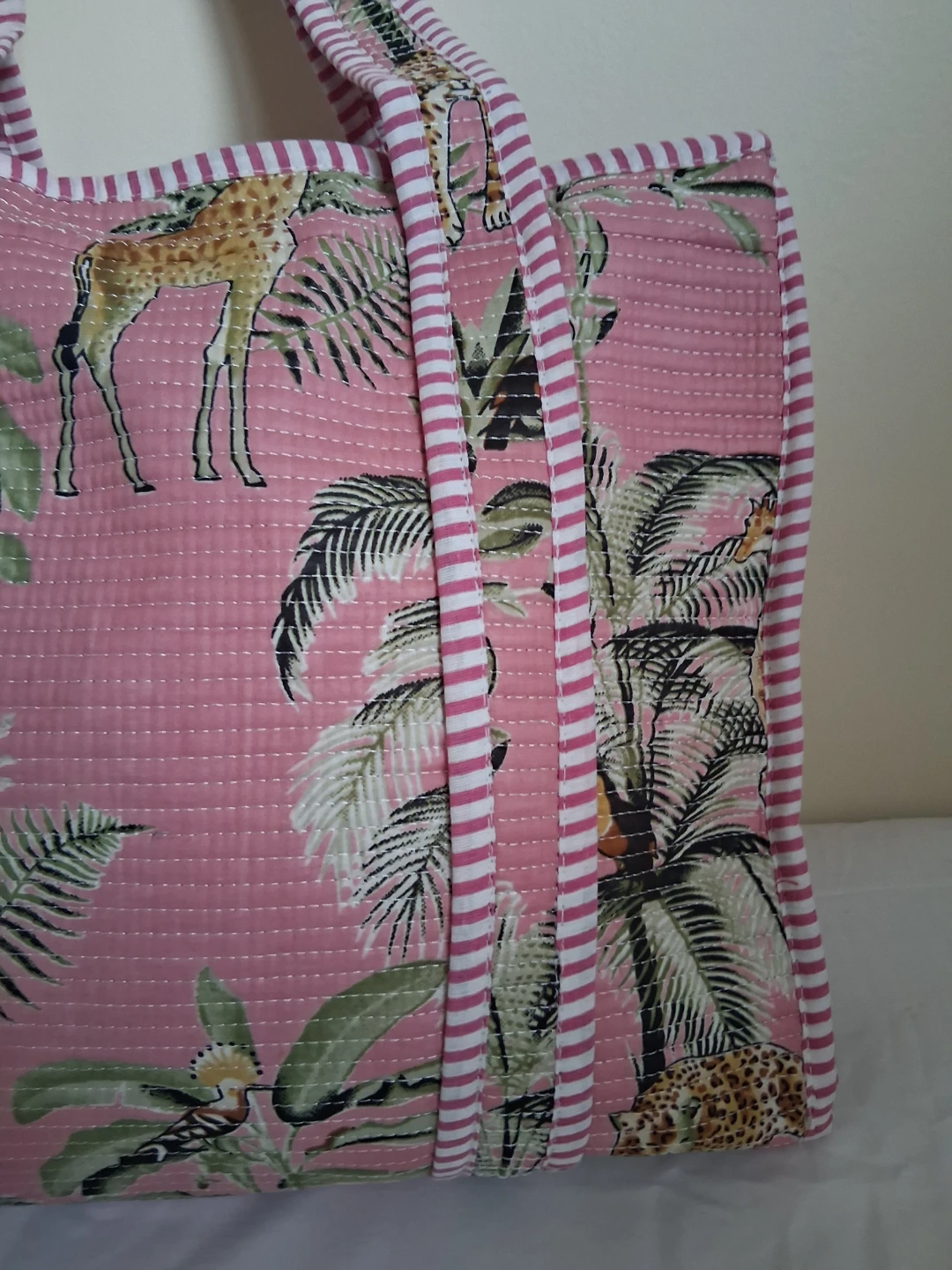 NEW QUILTED TOTE BAG WITH GIRAFFE AND LEOPARD PRINT - photo 5