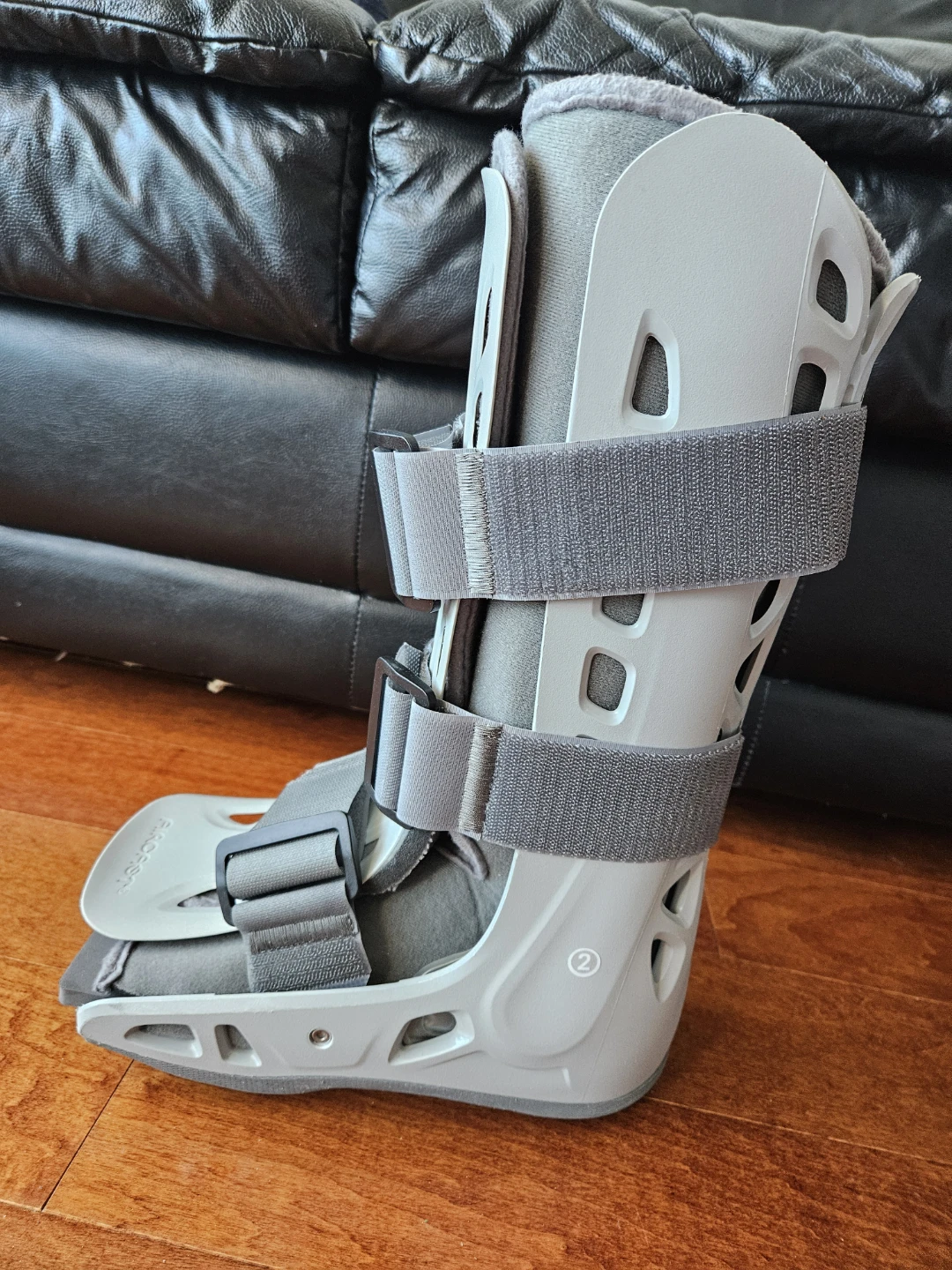 Aircast Walker Boot size small - photo 2