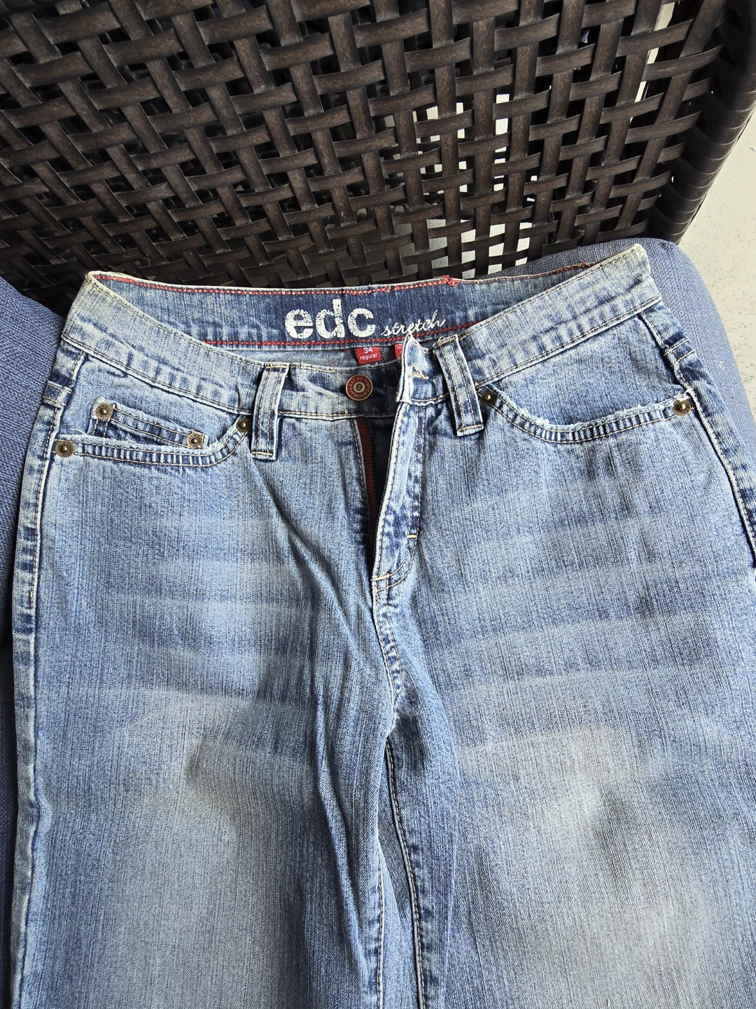 EDC by Esprit Flare Jeans like new size 2-4 - photo 2